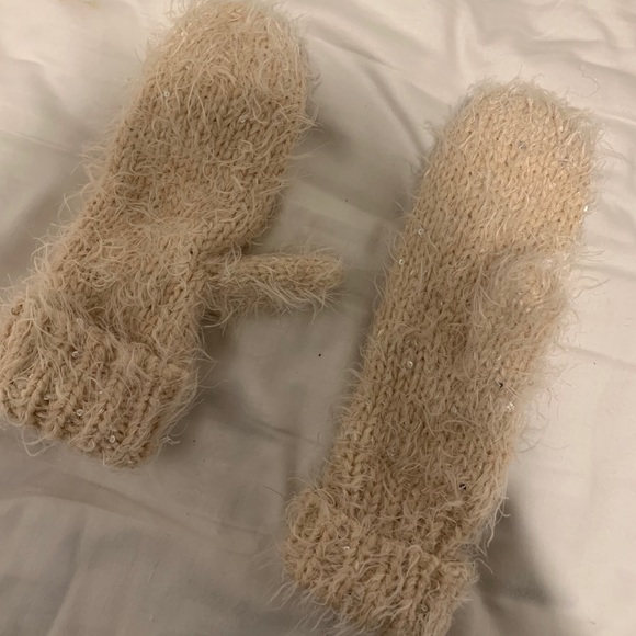 Garage Pink Gloves - Picture 3 of 5